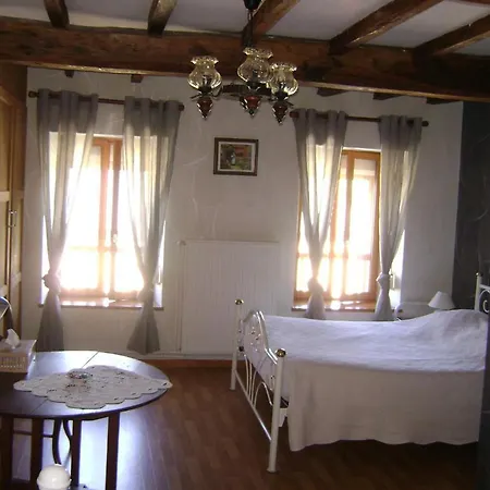 Frühstückspension D'hotes L'hirondelle Girondelle